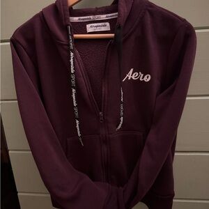 Burgundy Zip Hoodie 🍷 | Cozy Aesthetic | Size M
